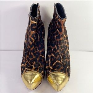 MICHAEL Michael Kors Animal Print Booties (7.5)